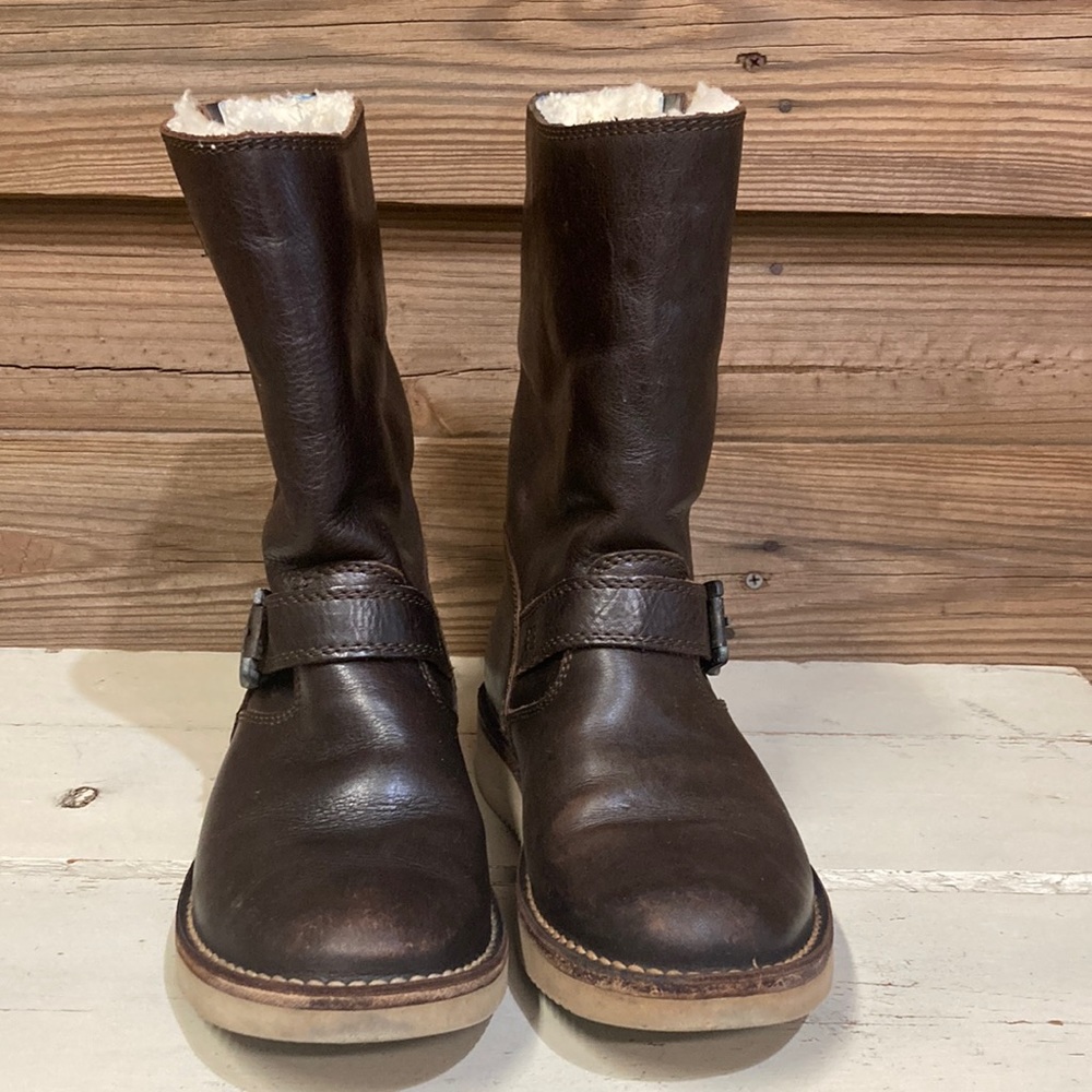 Frye Shearling Lined Boots - Picture 2 of 15